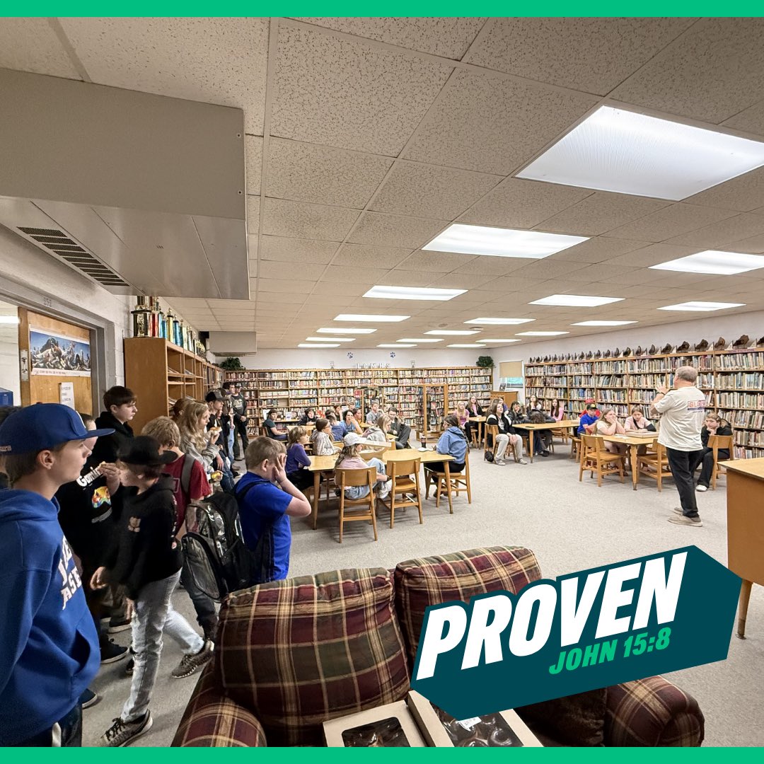 CKYEastFCA's tweet image. Thursday mornings the middle school #fcahuddle at Lee County Middle High meets and has been growing each week! #fcaproven #ckyeastfca #fca