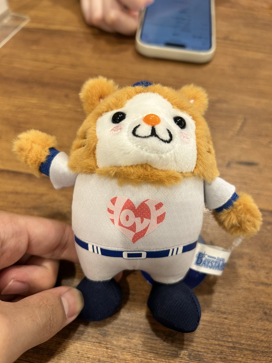 iroi22b's tweet photo. ハマスタ1日目参戦してきた〜
衣装もセトリも神すぎて最高だった😃 https://t.co/cCqxQjwnNQ