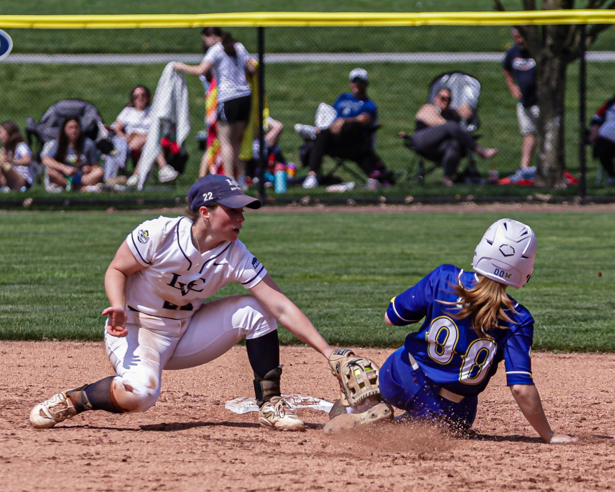 taboyd66's tweet photo. The LVC Softball team lost a double header to visiting Misericordia 5-1 and 3-1 in Annville on Senior Day. @LVCathletics @LVC @LVCsoftball @gomacsports @MUCougars @LebCoSports1 https://t.co/oUJnY92Oan