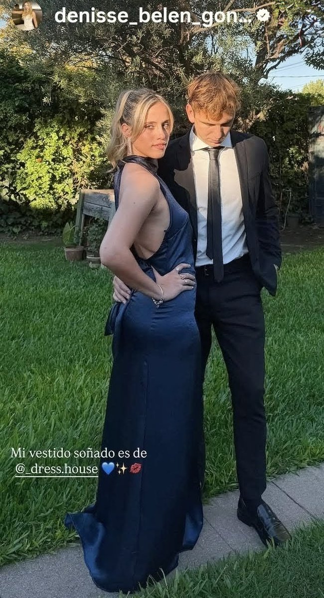 grachu204088344's tweet photo. #BaunissE #DB
#Casamiento🇺🇾
#18Abl26 https://t.co/YnzPKkR6C1