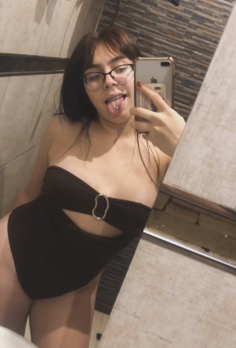 maximilian tweet media