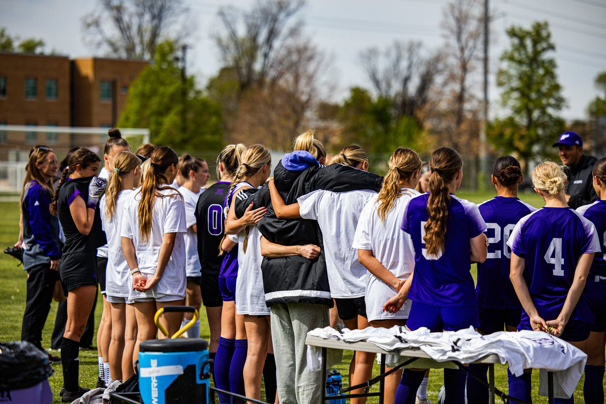 wsusoccer's tweet photo. A family reunion at Wildcat Soccer Field 😍

#WeAreWeber // #BigSkySOC https://t.co/WORGsVouzA