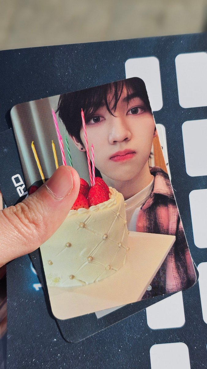 쿠삐 tweet media