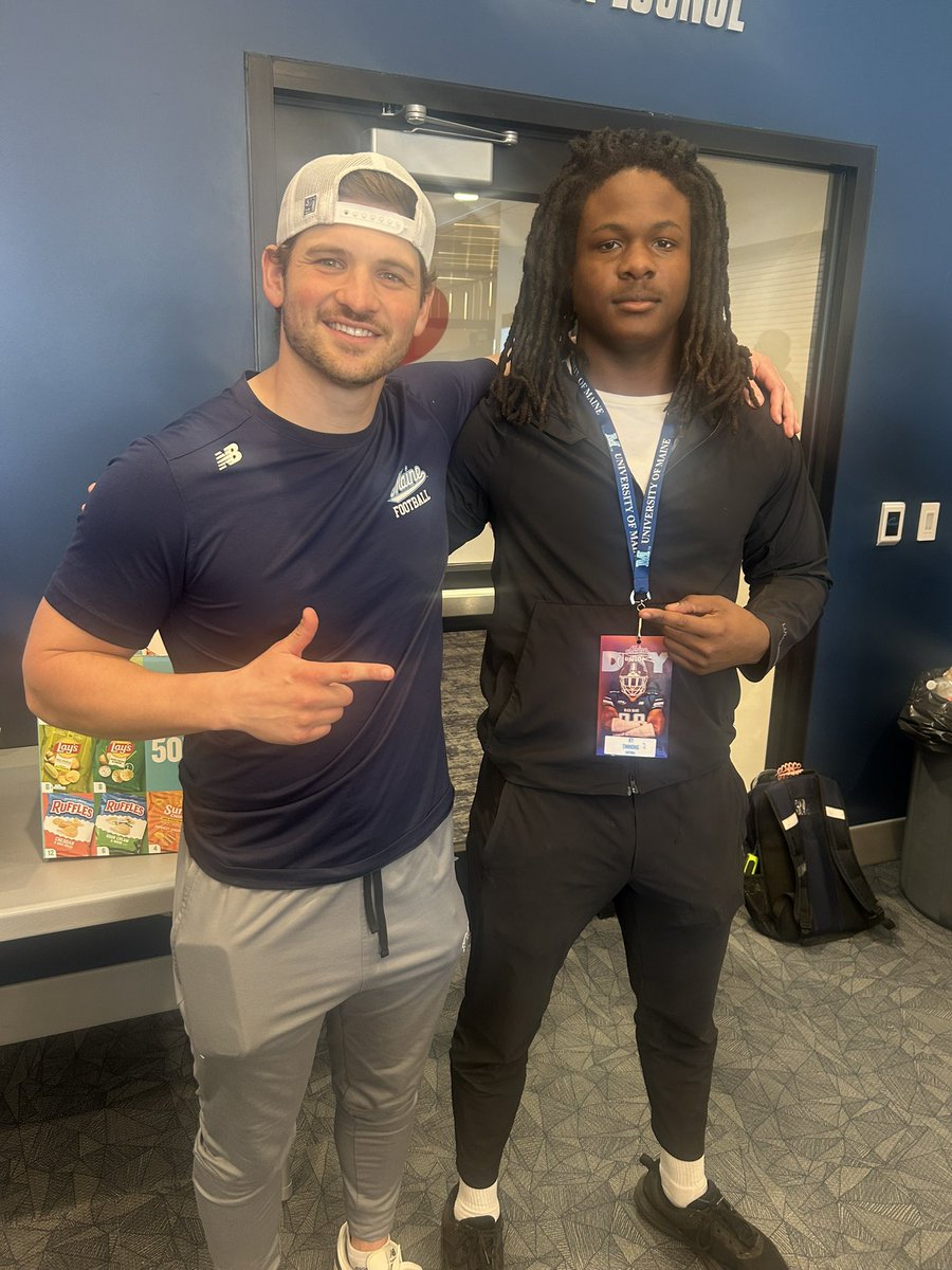 _Kytimmons's tweet photo. Had a great time up at @BlackBearsFB Thank you @BoudreauxJeb and @CoachStevensFB for the Jr Day invite, loved watching the high intensity Practice, and getting to see the great campus!! #goblackbears ! https://t.co/dZgEbgK3ur