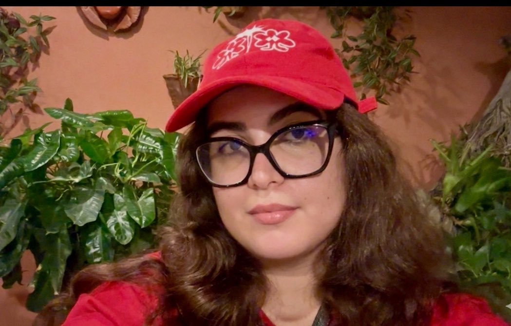 MELISSA 🐝 tweet media