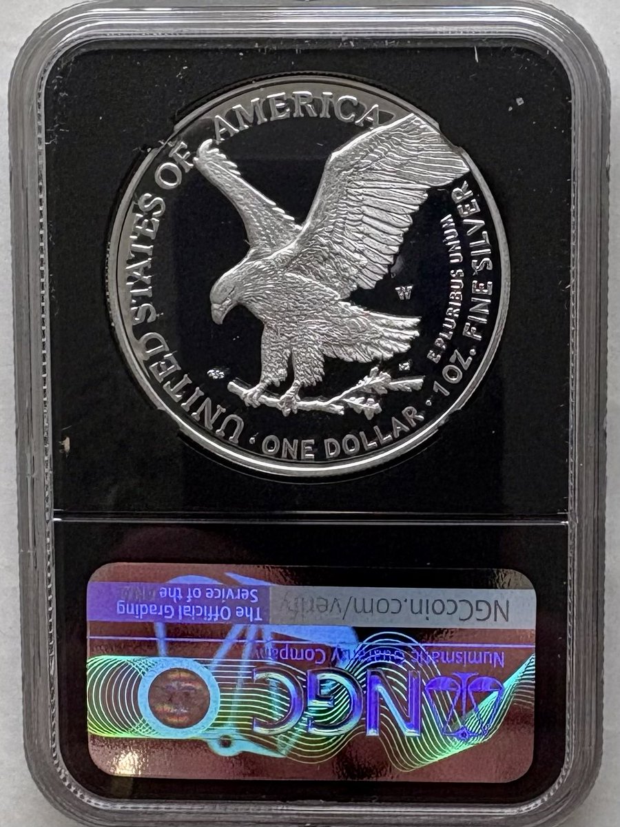CoinGuy62's tweet photo. I recently added this dual date 2026 Proof American Silver Eagle with the
“Liberty Bell 250th Anniversary Privy” to my collection. https://t.co/yHkOqhnjWe