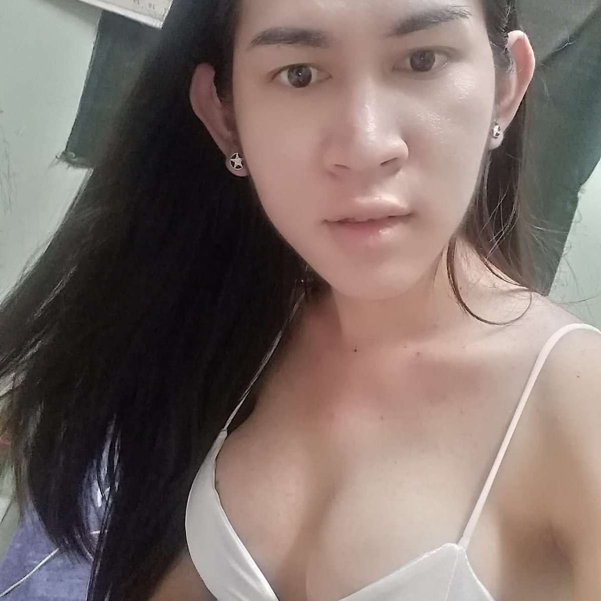 Note สาวสอง tweet media