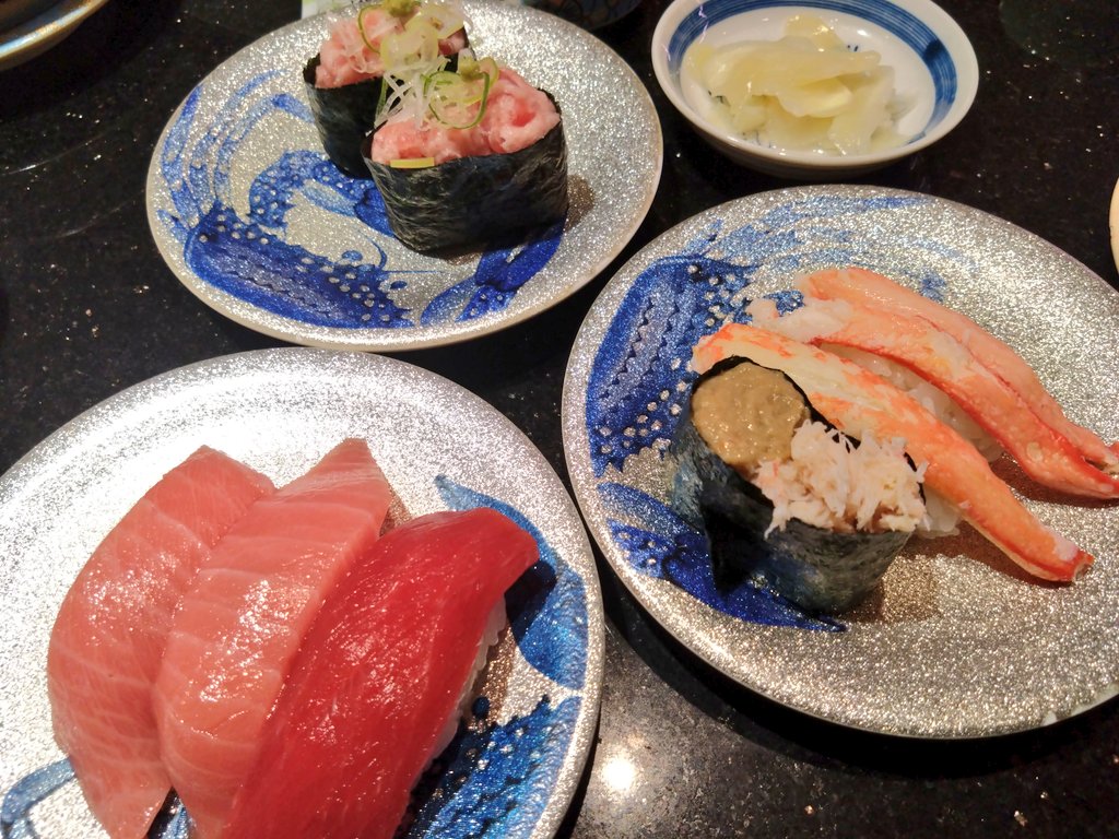 kgokome's tweet photo. 昨日はSUSHI食べたよ🍣 https://t.co/WRTWCaocue