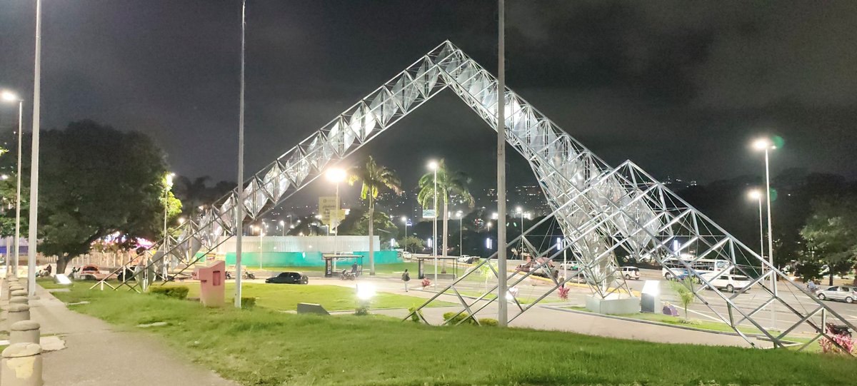 ParejaGua_CCS tweet media