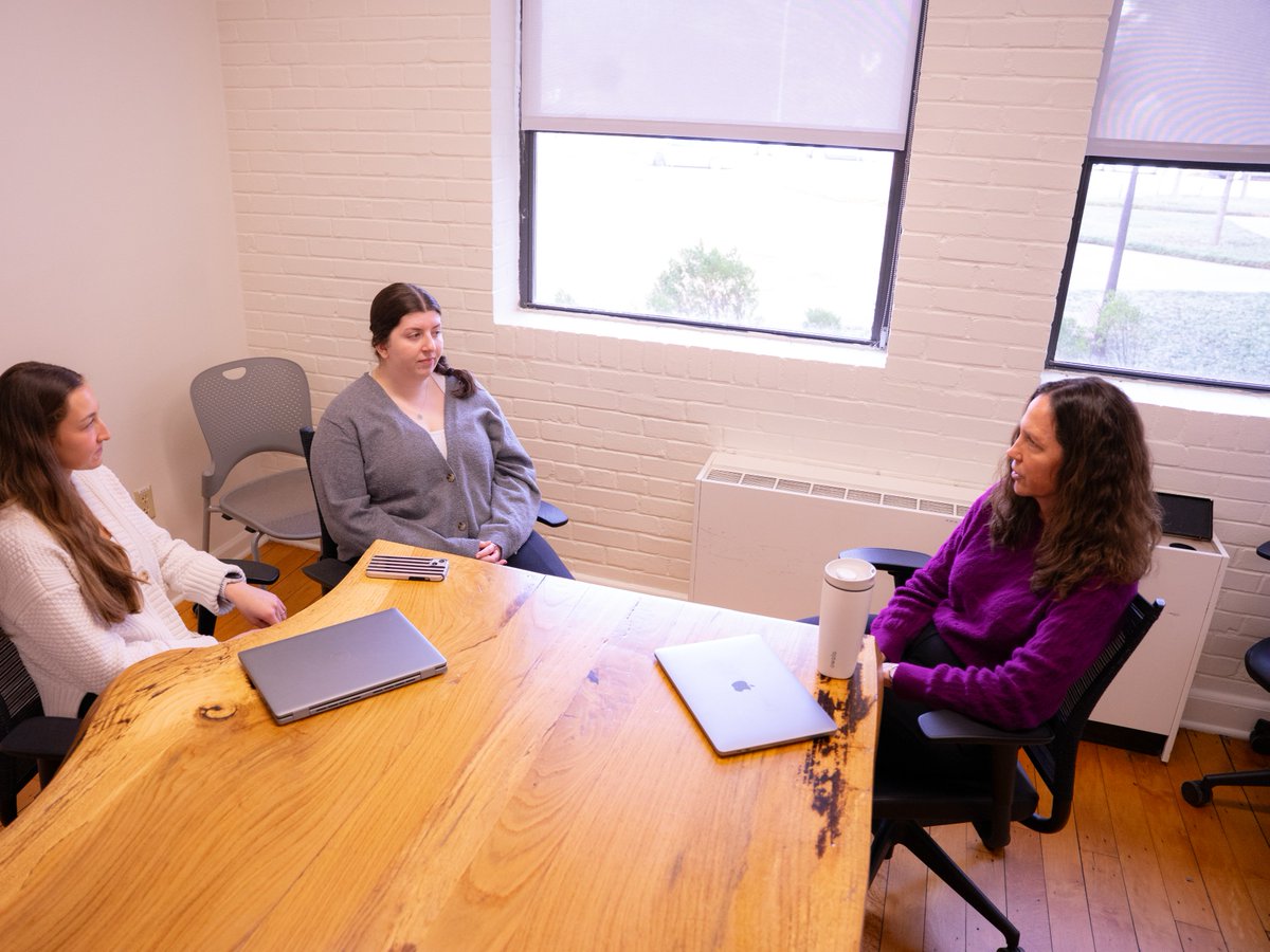 ClemsonCofEd's tweet photo. Corrine Sackett believes in providing meaningful feedback to students in order to encourage them to be reflexive and open to ambiguity. 

https://t.co/W82T2n9y49 

@clemsonuniv @ourclemson #Tigers4Teachers https://t.co/6qjPhLmpyy