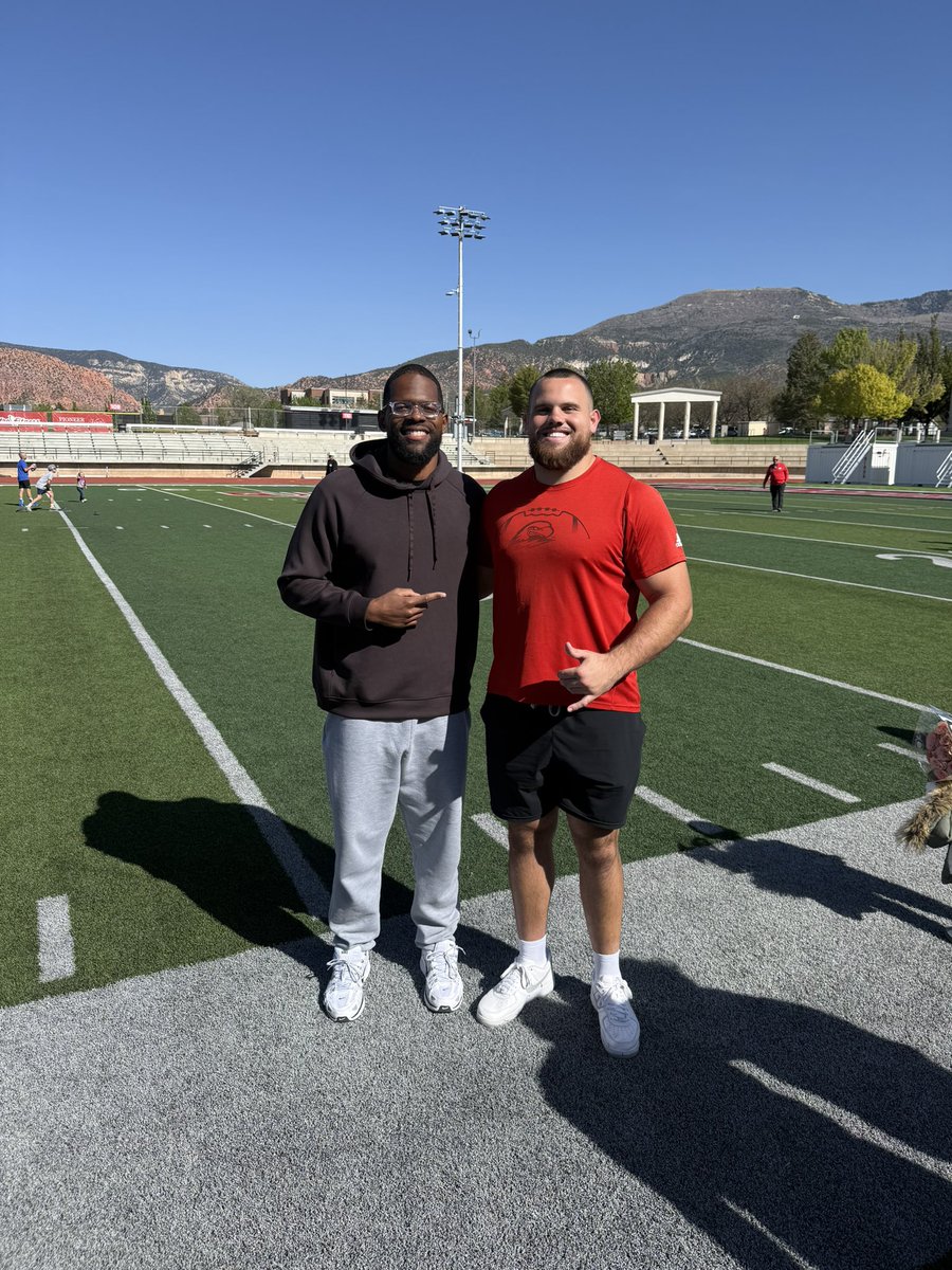 iamgregrogers's tweet image. Thank you to @CoachJHarrison_ &amp;amp; @CoachHuntSUU for having the guys down for Junior Day! Love seeing the amazing culture being built! #GoBirds