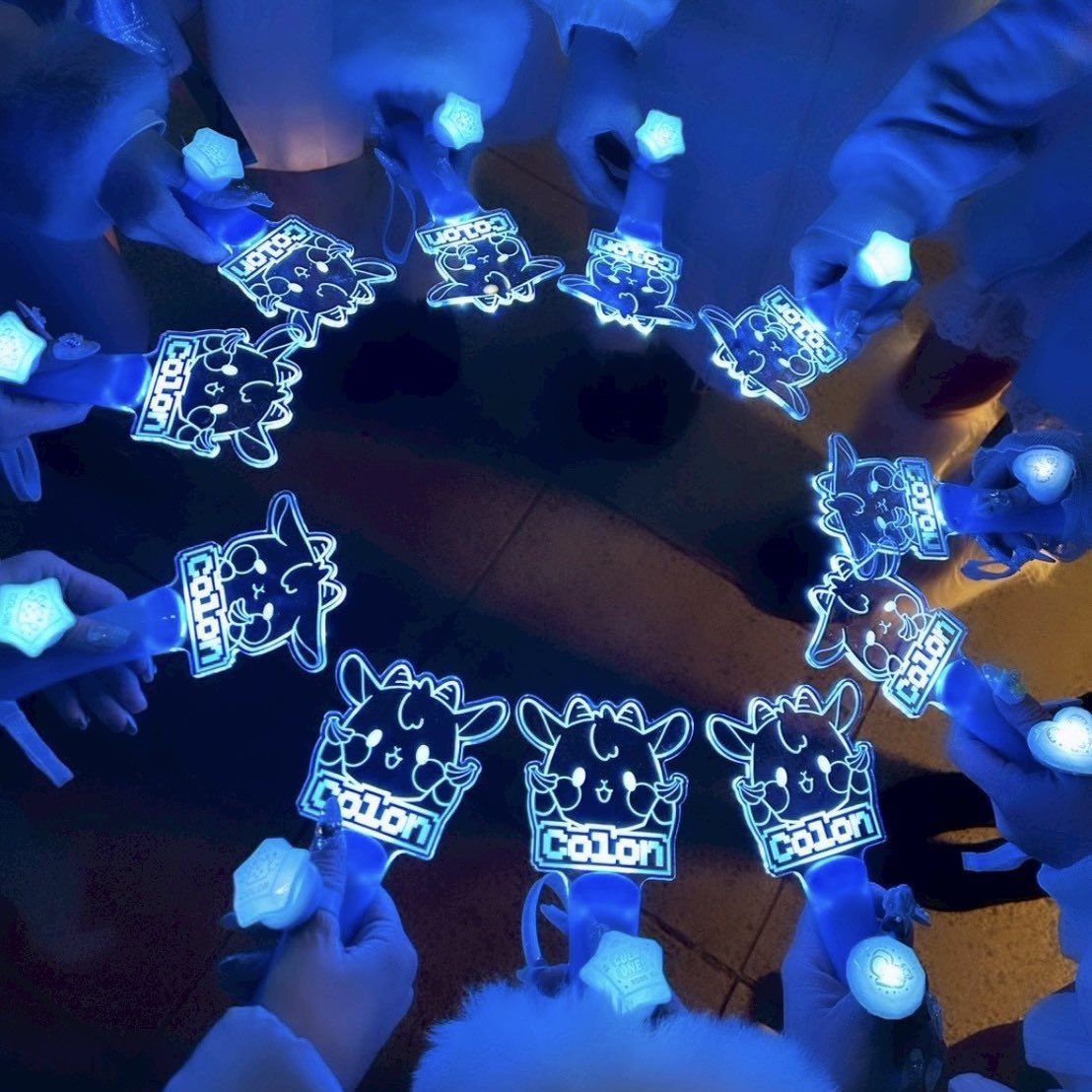 ✈️🩵 tweet media