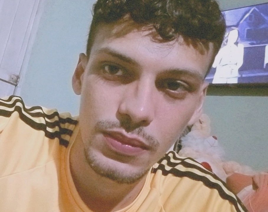 JohnBrandas3's tweet image. #singer #MusicVibes