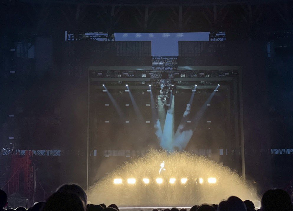 よっしー tweet media