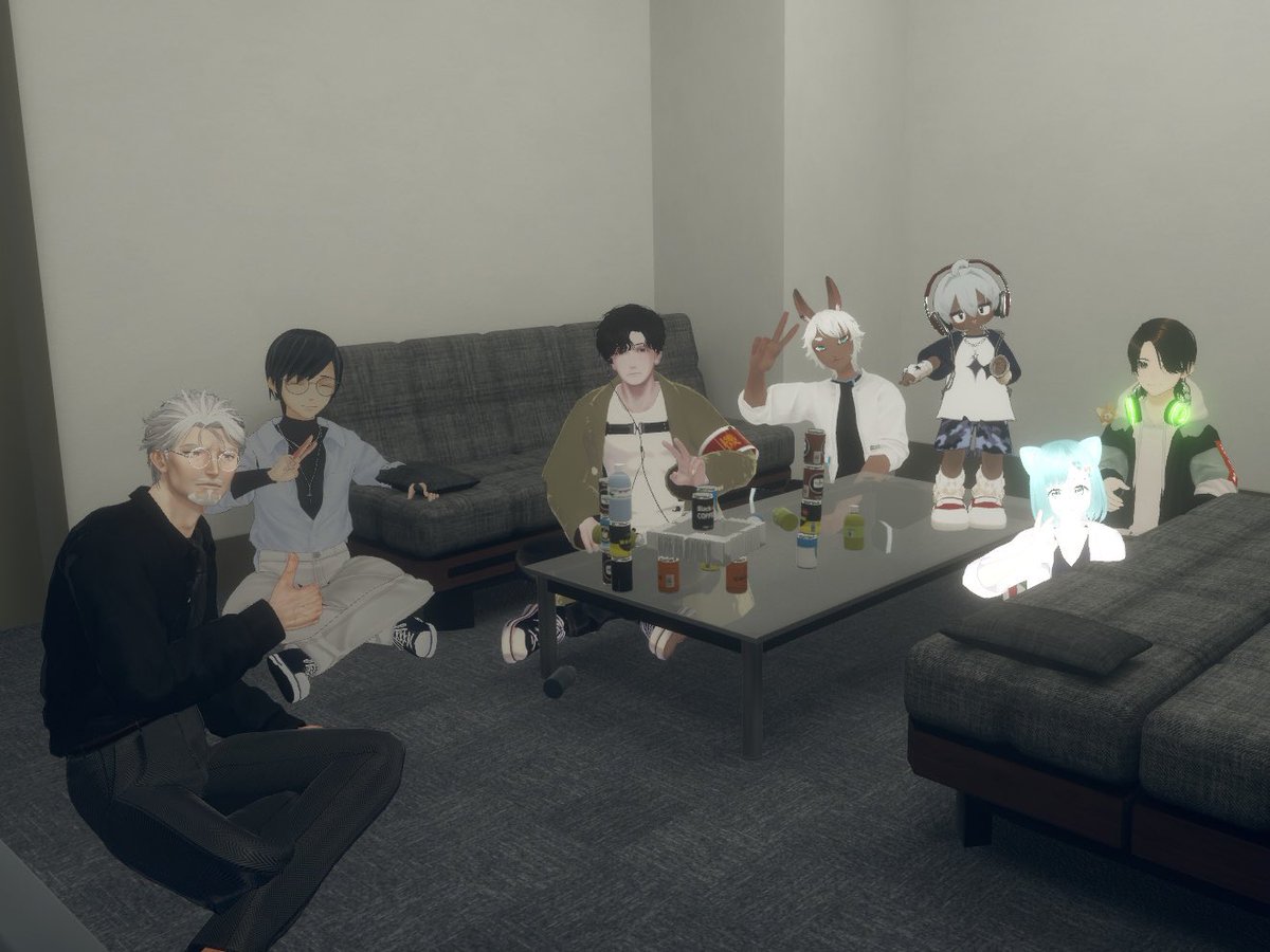 花見🌸
午前0時に気前が良すぎる上司からの労い🎉(?)

#VRC226PUB