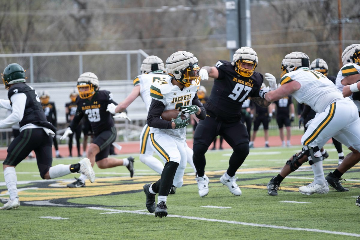 BHSU Football tweet media