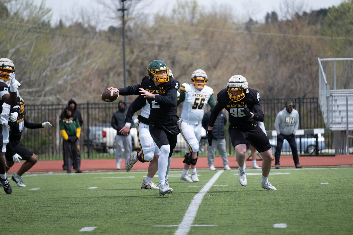 BHSU Football tweet media