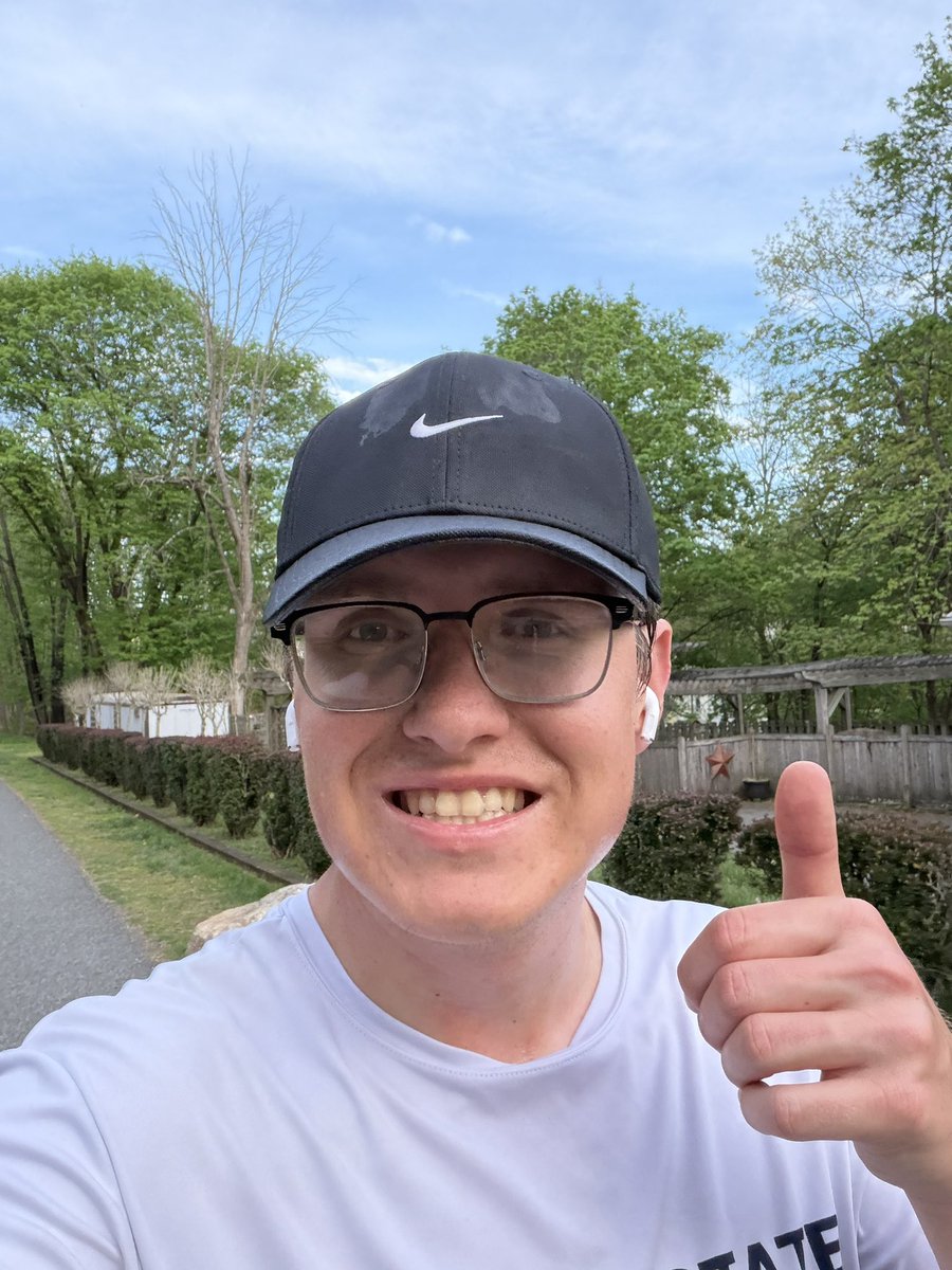 denysk02's tweet image. And… that is it for long runs for the 2026 Pittsburgh Marathon journey. Thought I would be cooked coming off of a 4am shift, but this was my smoothest run yet (pace, 👀 ). 2 weeks to go! #strava #run #marathontraining