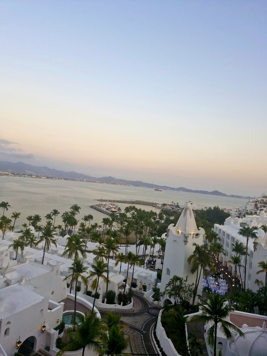 giisel_ac's tweet photo. 🌊🌅😍 https://t.co/OAelMIutrM