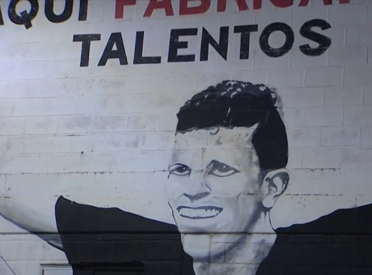 A PINTURA DO GABRIEL PAULISTA NO MURO DO BARRADÃO 

KKKKKKKKKKKKKKKKKKKKKKKKKKKKKKKKKKKKKKKKKKKKKKKKKKKK