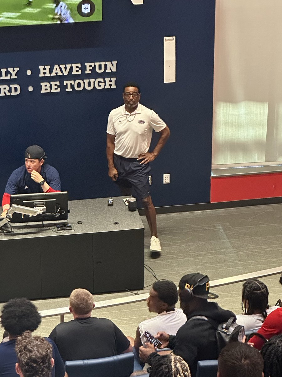 CoachBLacy's tweet photo. Thank you to @criscarter80 for being the best player development director in college football. Big time S/O to @RandyMoss for speaking to our team before the spring game “You have to love the game”. Not everyday you have 2 NFL Hall of Famers in your building! #ATFA #Blackops https://t.co/rCWZJsIjgm