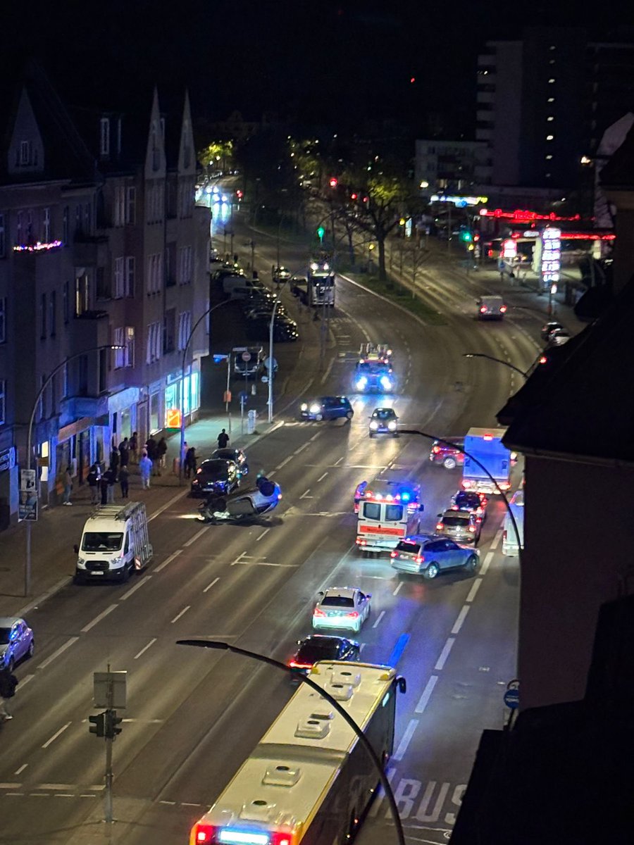 Fotograf T. Peise tweet media