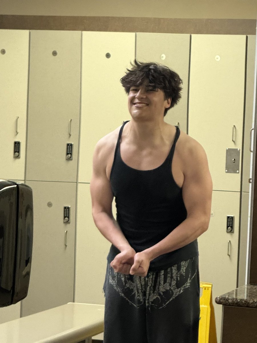 connormihelich's tweet photo. Working harder than any class of 28!! 6’2 205 OLB MLB CO/28 Tracking calories, in gym or getting some type of workout every single day, and studying film every chance I get!!  @CoachCoreyBell @EthanBrenesFB @kylecbell12 @lohsathletics @DragonPEPP @luc_brian @choachplum @CoachFoster23 @CoachSDugan @CoachdjCheetah @Coach_Lea @KentStFootball @247Sports @AllenTrieu @coachbowdown58 @alexwutangham @Official_CoachA @alex_pallone @CoachBedes @TerrenceIsaac1 @jacobpardonnet @CoachArnoldJR @CoachJayBowden_ @CoachReisert @CasertaGrant @CoachAnnese @RisingStars6