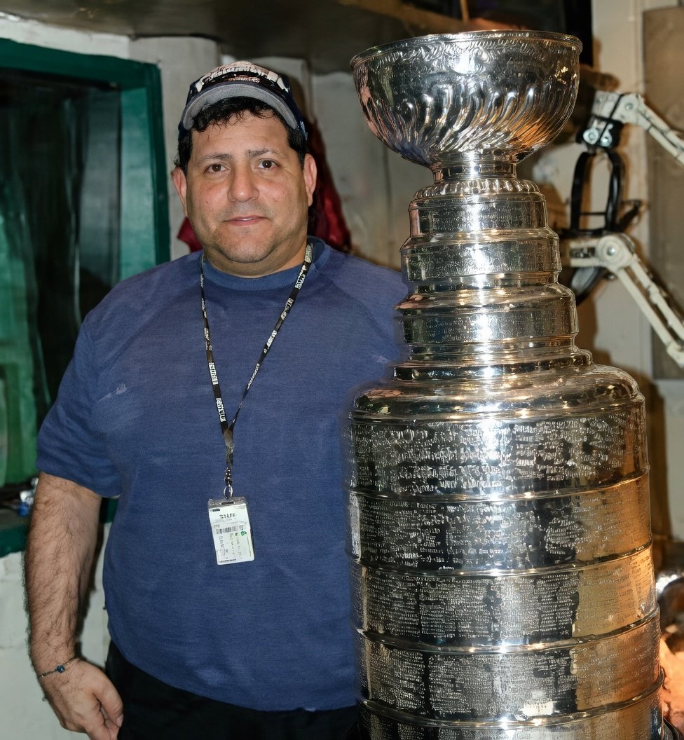 DanSileoShow's tweet image. I have been watching @NHL Playoff Hockey ALL DAY!! #NFLPlayoffs