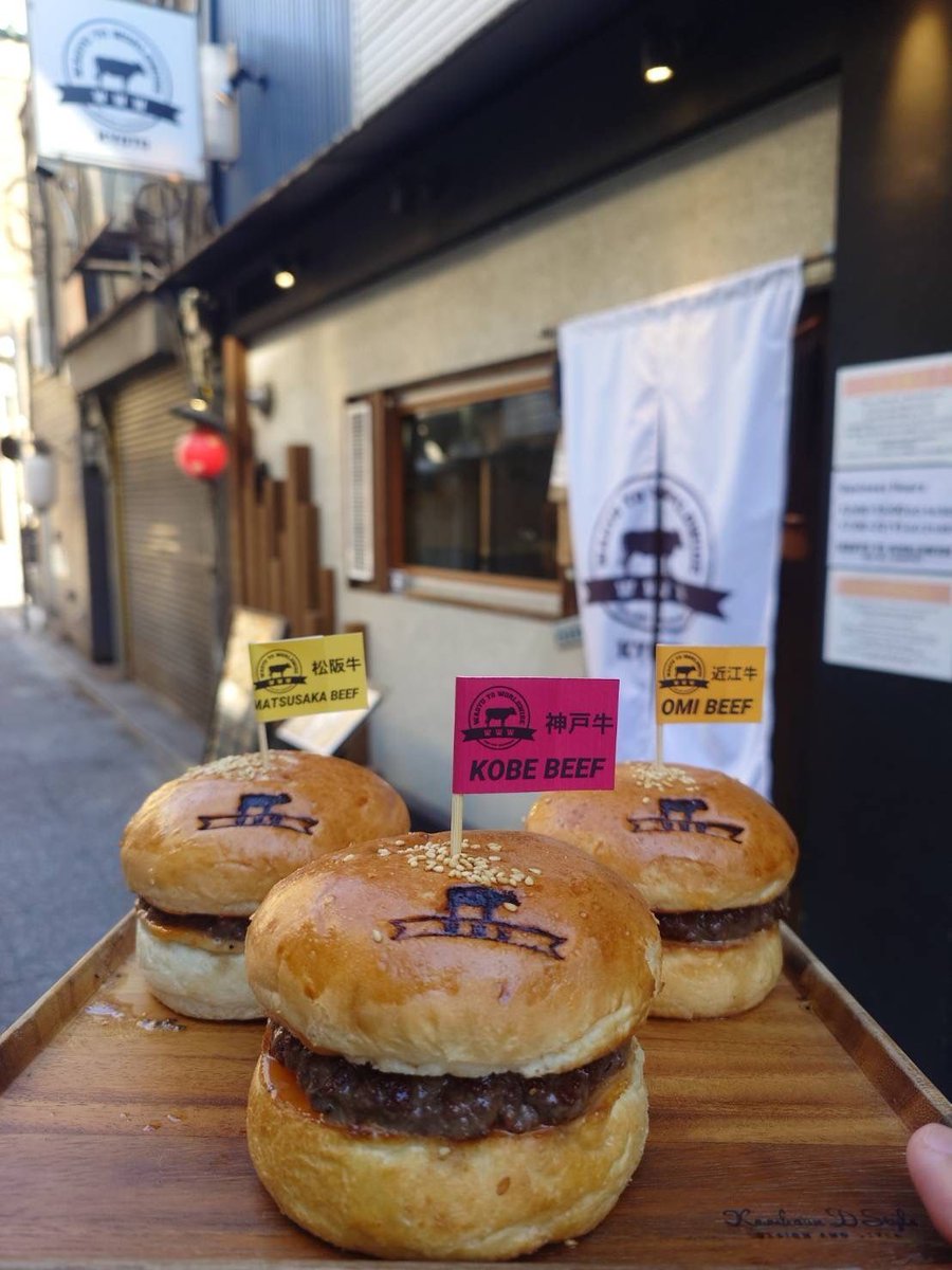 www_kyoto_'s tweet image. Juicy Kobe, Matsusaka, and Omi Wagyu burgers ready to enjoy along Pontocho’s charming street 🍔✨ #kyoto #pontocho #wagyu #burger #japanfood