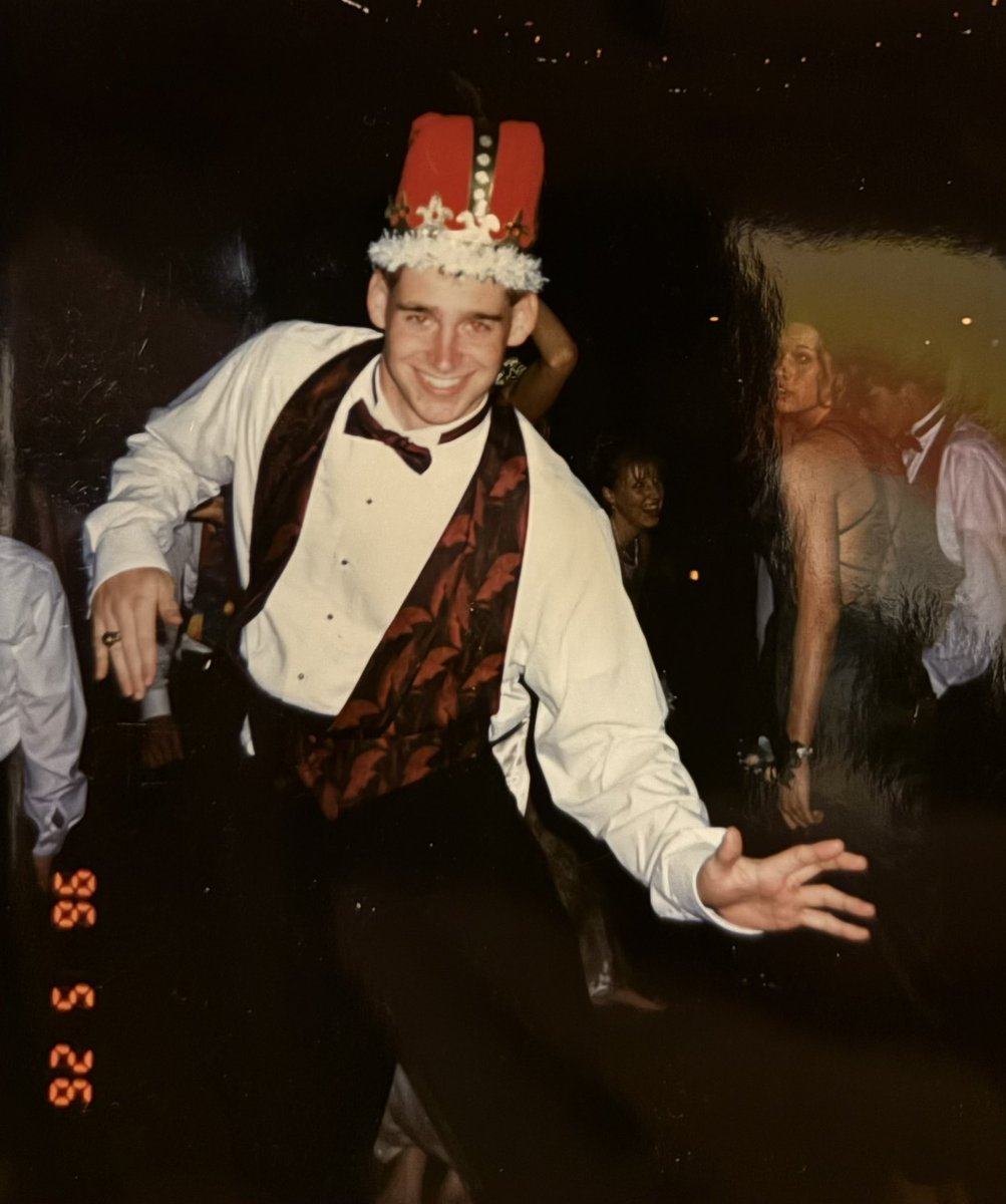 PresidentBeard's tweet image. Happy Prom 2026, Westerville North!

Here’s a glimpse back 30 years to Prom 1996!

“A Night Under the Stars”!

@NorthWarriorsAD #ALLN #WNHS50