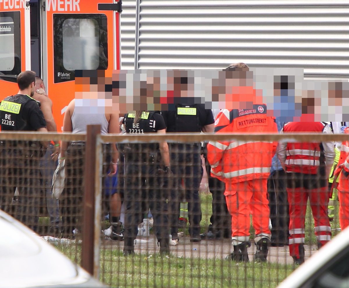 Fotograf T. Peise tweet media