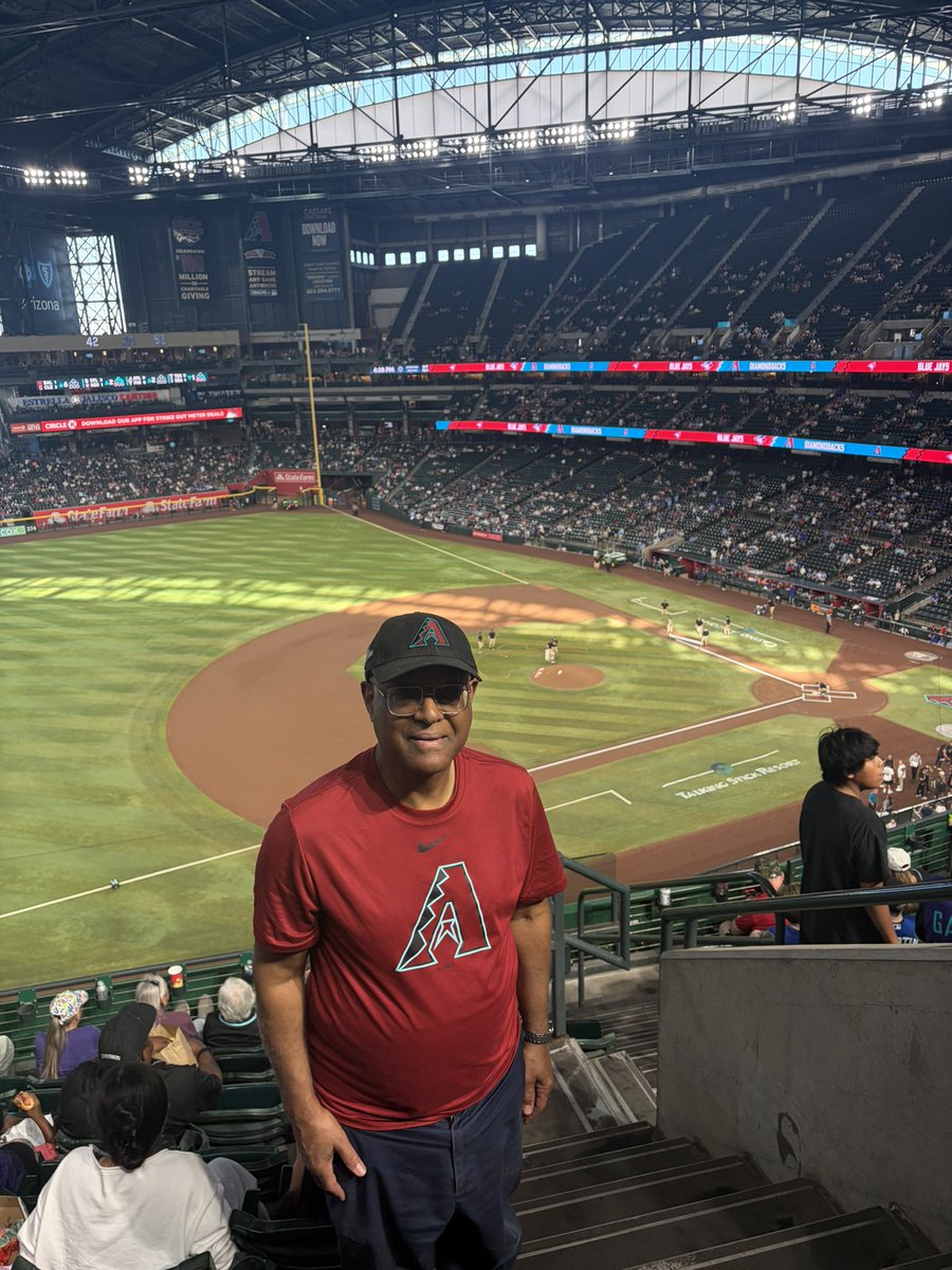 FredBoggs's tweet image. Ready for the @Dbacks vs @BlueJays game on Saturday, April 18, @ChaseField in downtown #Phoenix #Dbacks #LetsGoDbacks #ArizonaDiamondbacks #TorontoBluejays ⚾️