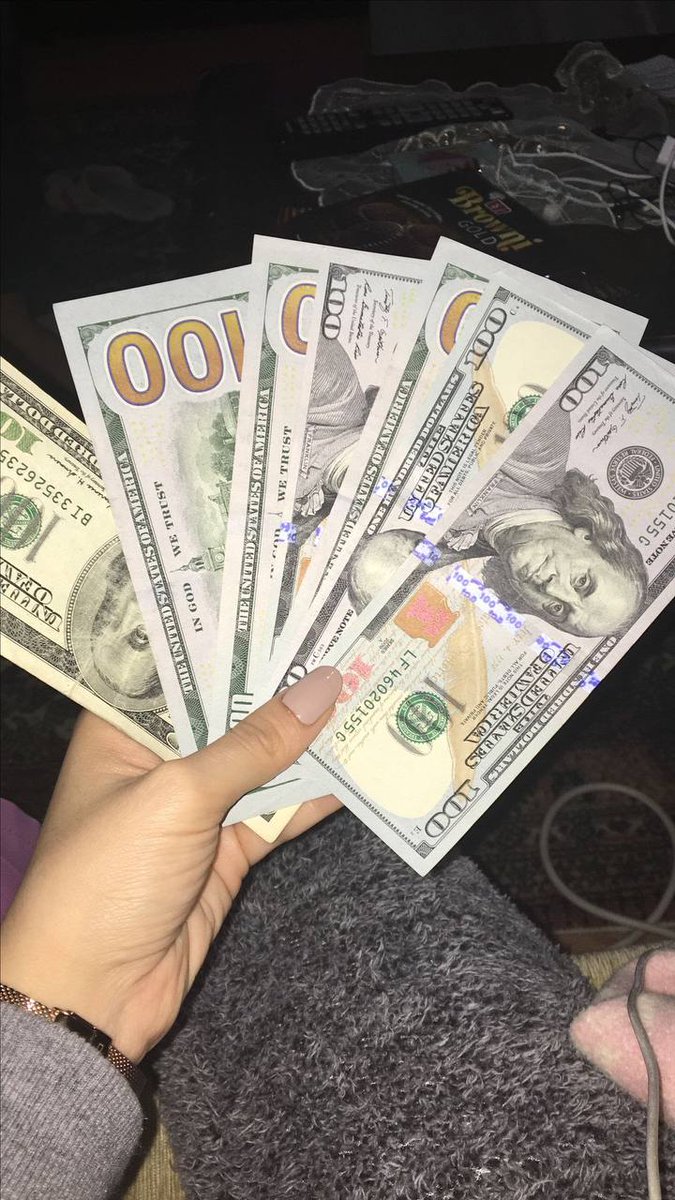 Sugar mommy tweet media