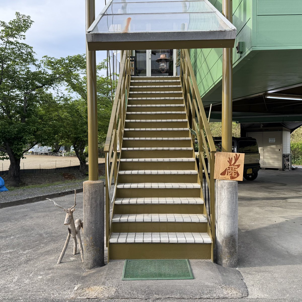 ユーミ tweet media