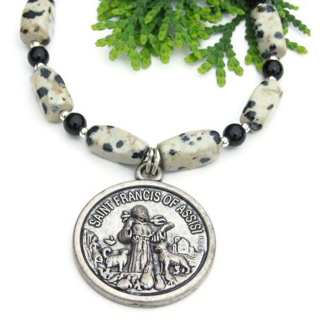 ShadowDogDesign's tweet image. New! Italian-made 2-sided #StFrancis / Protect My #Pet pendant #necklace w/ spotted Dalmatian jasper &amp;amp; black onyx!  #Donation given when sold.   via @ShadowDogDesign #ShopSmall #MothersDay #AnimalLover #StFrancisNecklace      bit.ly/ProtectMyPetSD