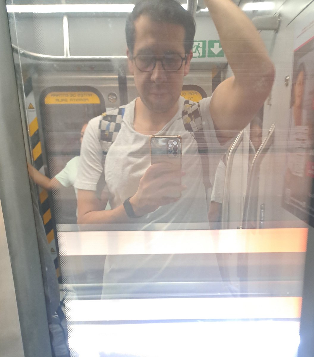 Víctor Esparza tweet media