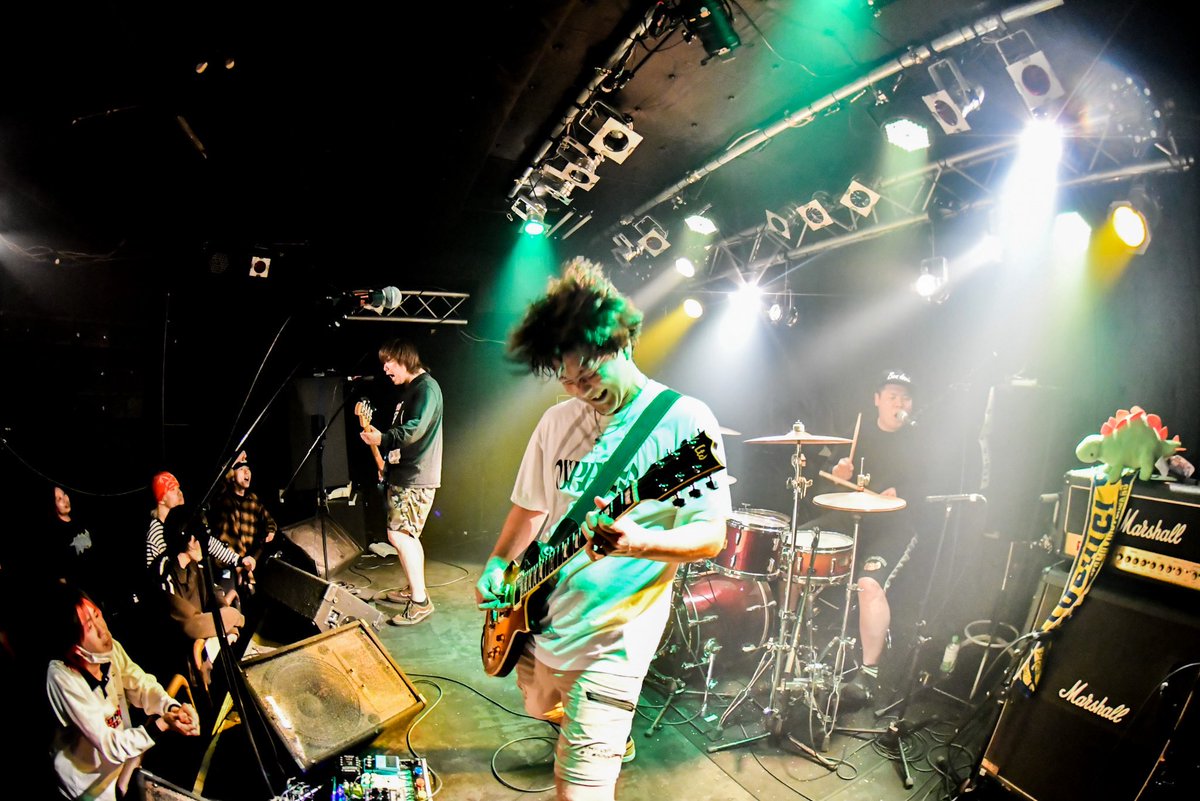 Hand Led official tweet media