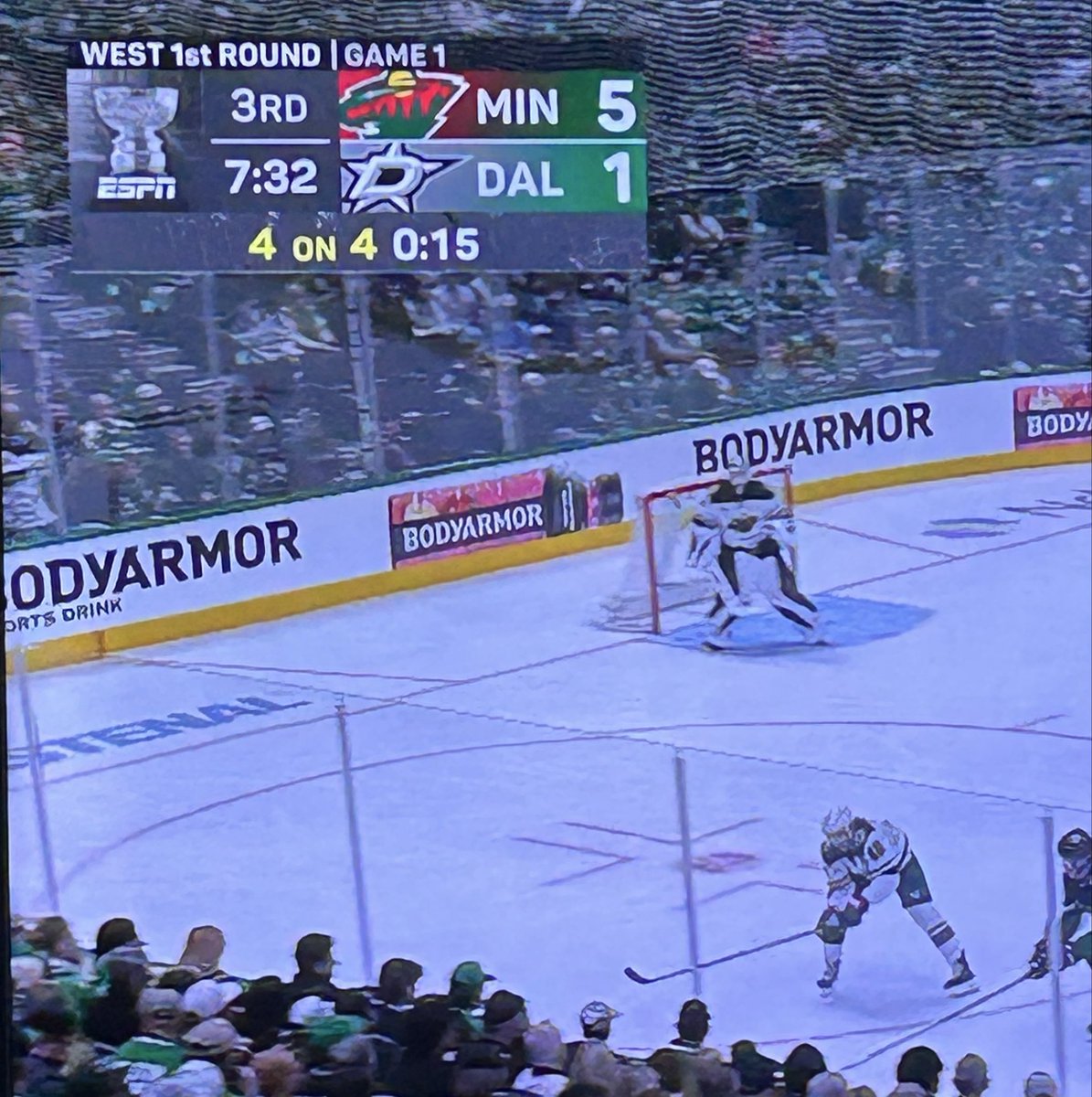 KimJongBettman's tweet image. @nmoroch glass banger has dipped early like a coward