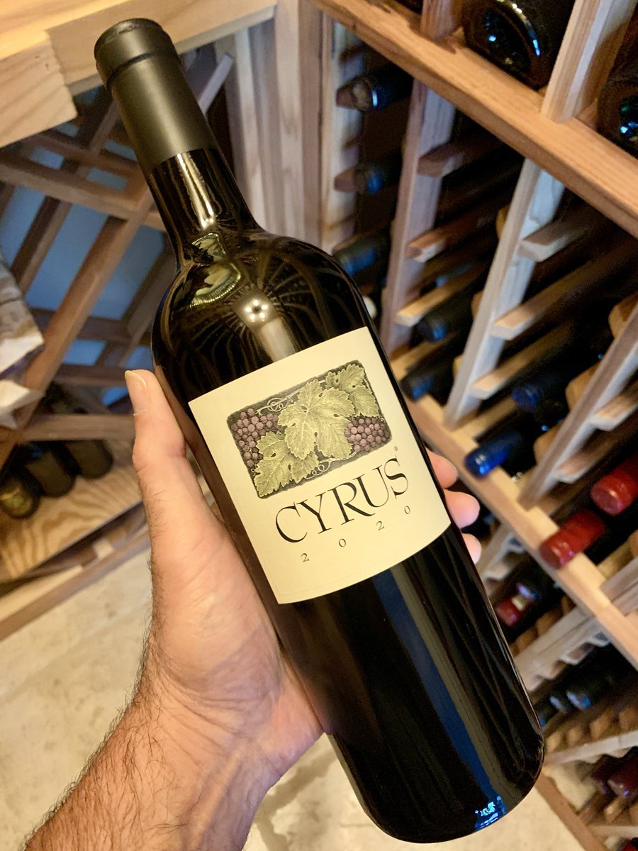 HammerHeadcases's tweet image. What are we drinking this sexy Saturday? A little Alexander Valley treat for us that gets 4.25 stars from Mrs H.

@DebinHiltonHead @jwalkermobile @AmauryCarrasco @Friscokid49 #wine #winelover #vino #winos