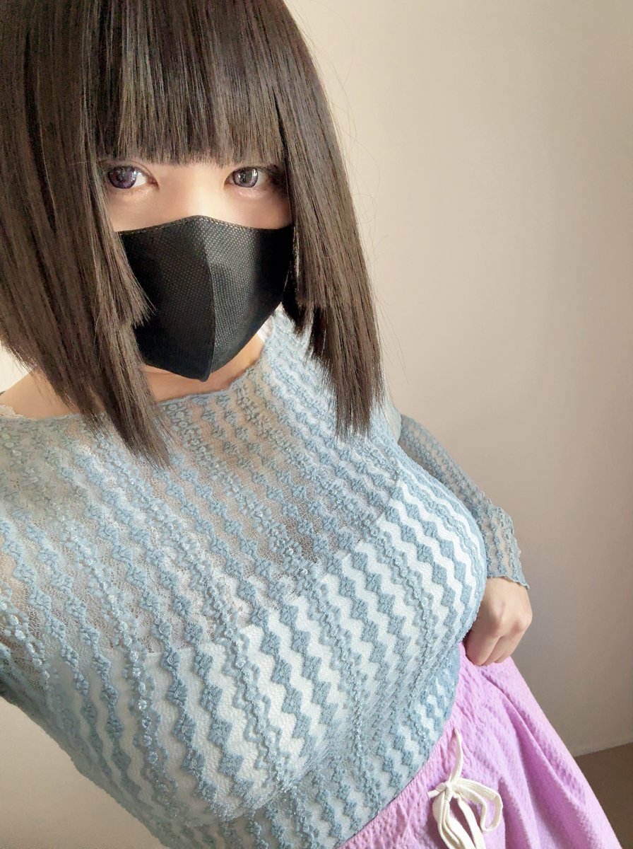 terasu_marin's tweet photo. 夜中にあげた動画は引っかかっち��ったからファンティアにのせましたー https://t.co/jswpySd3Ou