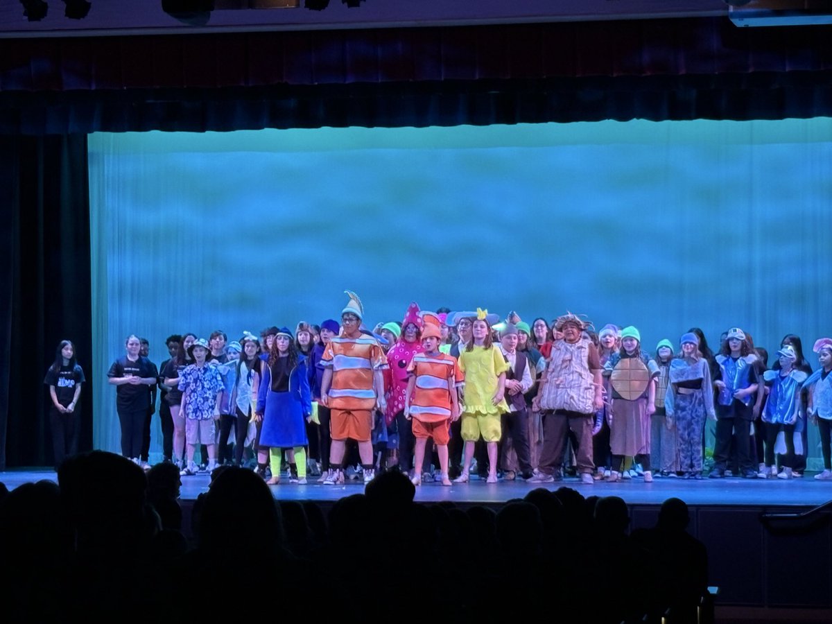 MESMSHorowitz's tweet photo. Congrats to the amazing cast and crew of Finding Nemo, Jr.  Kudos to Mrs. Morrison, Ms. Tolli, Mr. Stejskal and Mr. Ladka! @mesmspta @YorktownCSD https://t.co/PJDpgKpotA