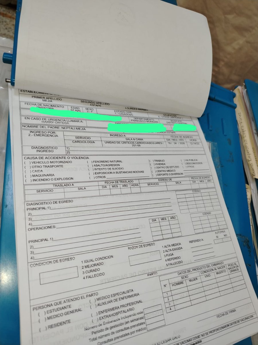 🚨ÚLTIMA HORA 
EX MAGISTRADA DEL TJE LOURDES MARIBEL MEJÍA ESTAPE HOSPITALIZADA POR INFARTO

LA EX MAGISTRADA  DEL TRIBUNAL DE JUSTICIA ELECTORAL LOURDES MARIBEL MEJIA ESTAPE QUE FUE DESTITUIDA EN JUICIO POLÍTICO POR EL CONGRESO NACIONAL, SE ENCUENTRA HOSPITALIZADA EN CUIDADOS