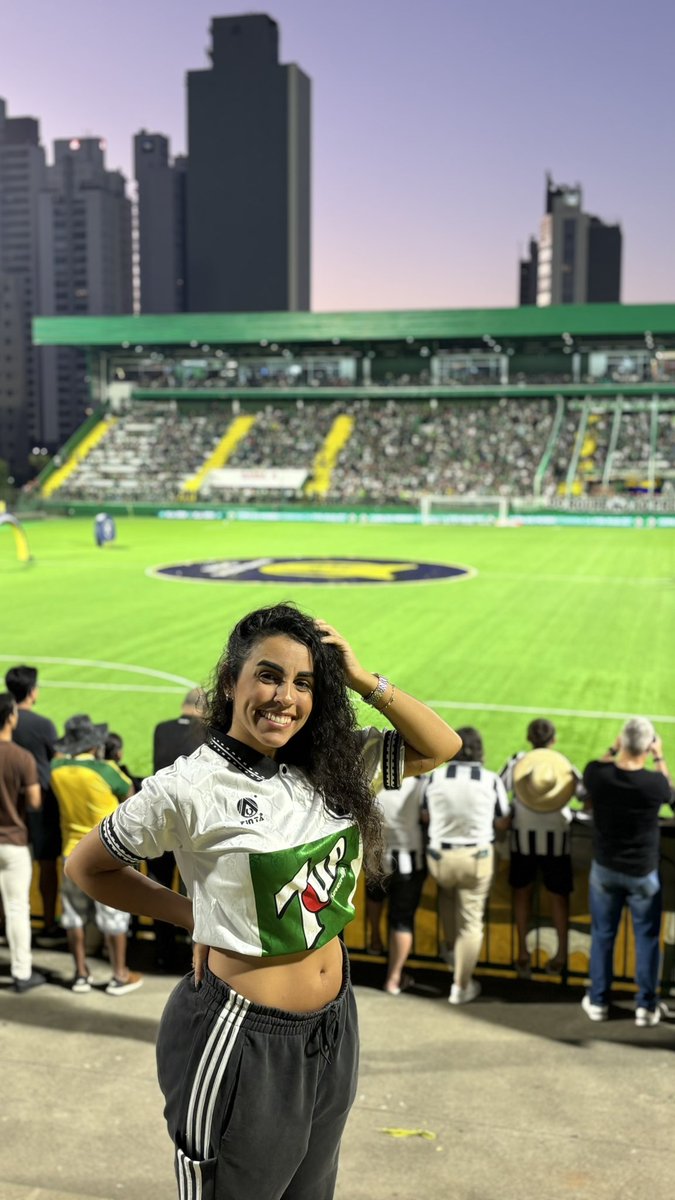 Deborah Rocha tweet media