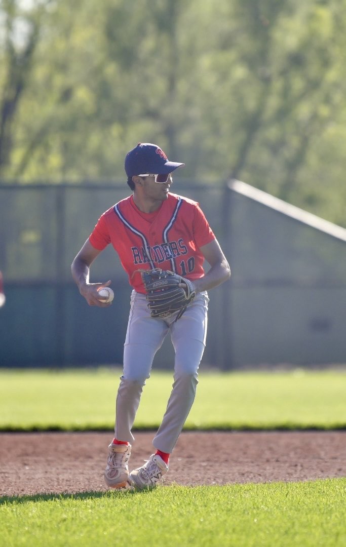 PHSOldSchool's tweet photo. Big win by @sohans_28 on the mound. One batter shy of a complete game due to pitch count limitations for the W over Lawrence Free State. https://t.co/h8WHdJmZEO