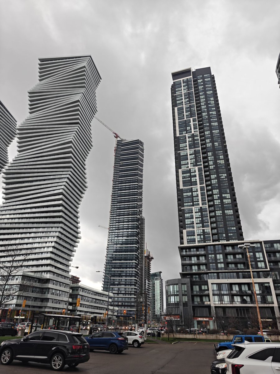 sarah⏳️ tweet media