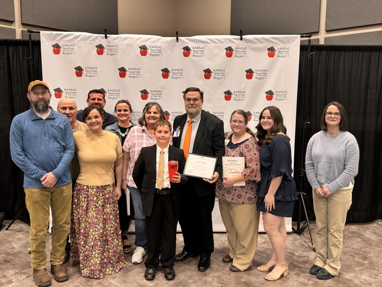 USD400's tweet photo. A special congratulations to Mr. Littich on being recognized at the 2027 Region 1 Kansas Teacher of the Year celebration. We sincerely appreciate his dedication to our students and his outstanding representation of USD 400 Smoky Valley. https://t.co/FZuulpGzYC