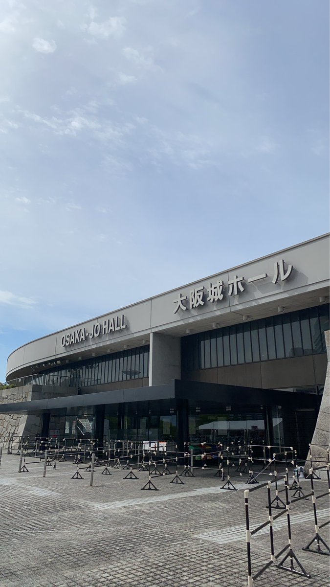 ヨルシカ（n-buna、suis） / Official tweet media