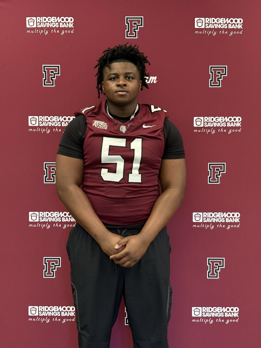 ArinzeEOdunukwe's tweet photo. Great time at  @FORDHAMFOOTBALL Junior Day today loved the energy and team culture. Really felt like a place to grow on and off the field. Thanks @benchmason42 for the invite, looking forward to being back on campus soon! @CoachEggerling @CoachCiocci @Coach_Conlin @CoachG_Calhoun https://t.co/dEWEVmdLnc