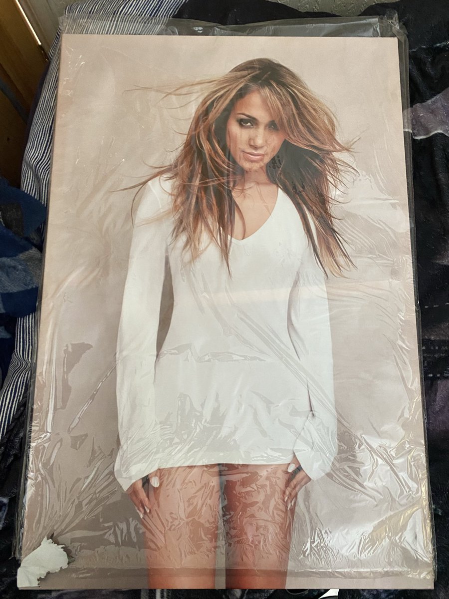 RichardMP1979's tweet image. Added this awesome Jennifer Lopez canvas to the collection! 🔥 Clean look and great quality—love it 🙌

#JenniferLopez #JLo #CanvasArt #WallArt #Collectibles #NewPickup