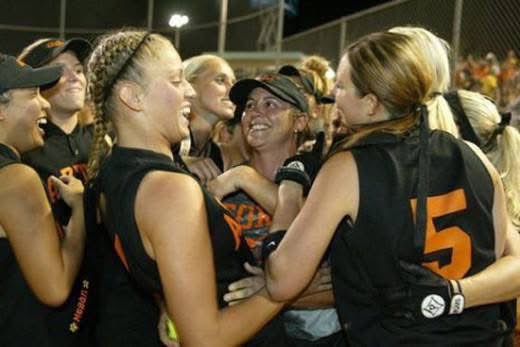 CDS Aztec Softball 🥎 tweet media